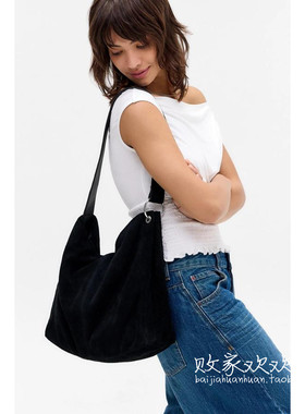 英国代购正品08.19 名品UO 女包新款 深色大容量设计单肩包