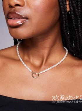 英国代购正品09.20 2025潮流导向 饰品新款 时尚爱心珍珠设计项链