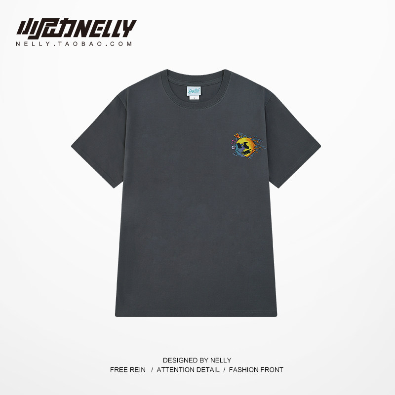 여름 신상품 일본 웃는 얼굴 프린트 반팔 티셔츠 남성용 트렌디 루즈 인 순수 코튼 반소매 탑 남성과 여성 BF