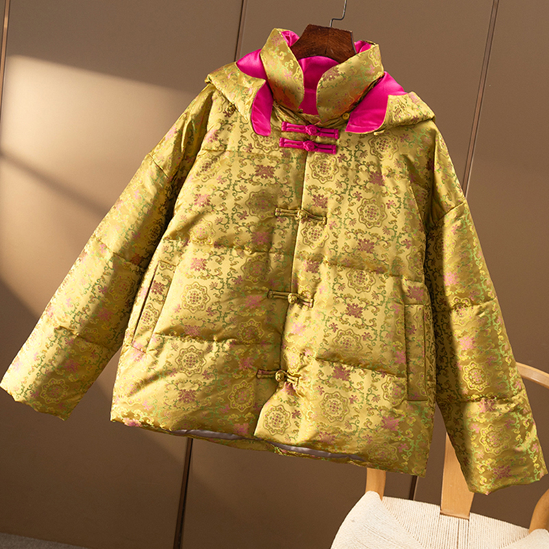 HH￥2490 秒！春天家新中式真丝宋锦90鹅绒连帽羽绒服女6U09