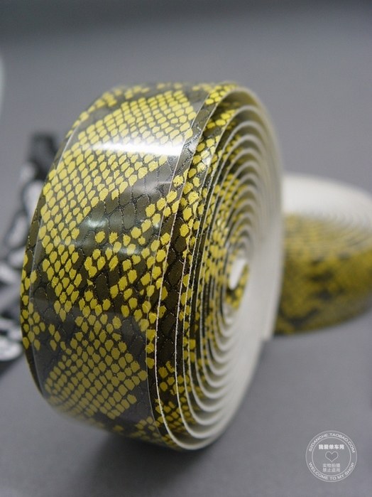 Poignées de vélo - Ref 2356437 Image 1