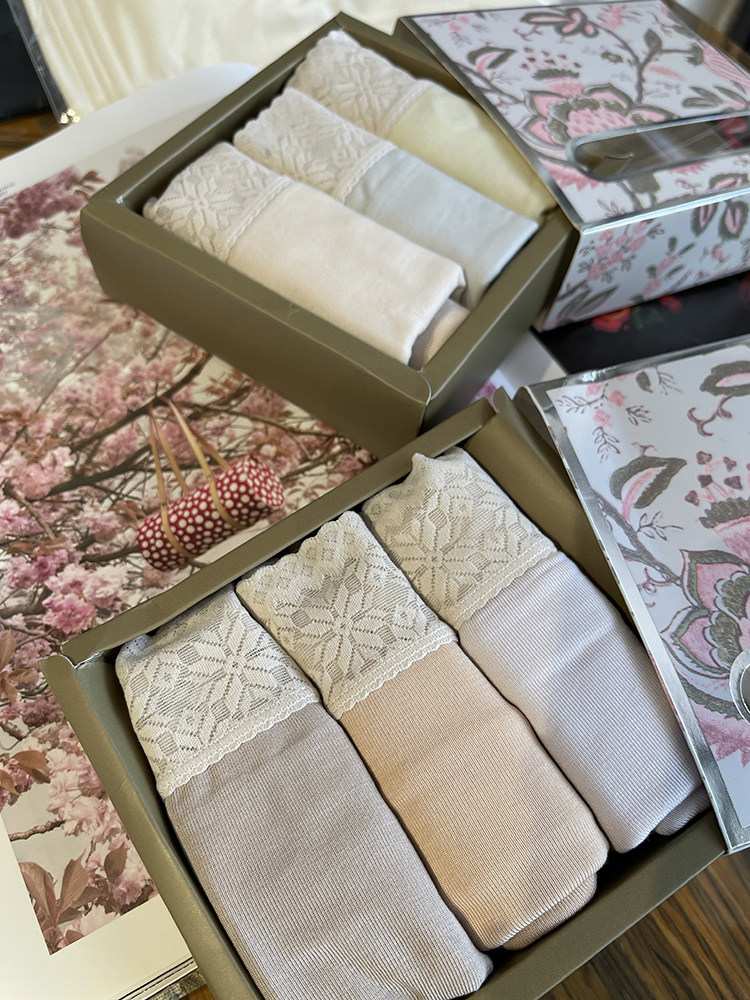 莫代尔蕾丝边~纯欲！内裤