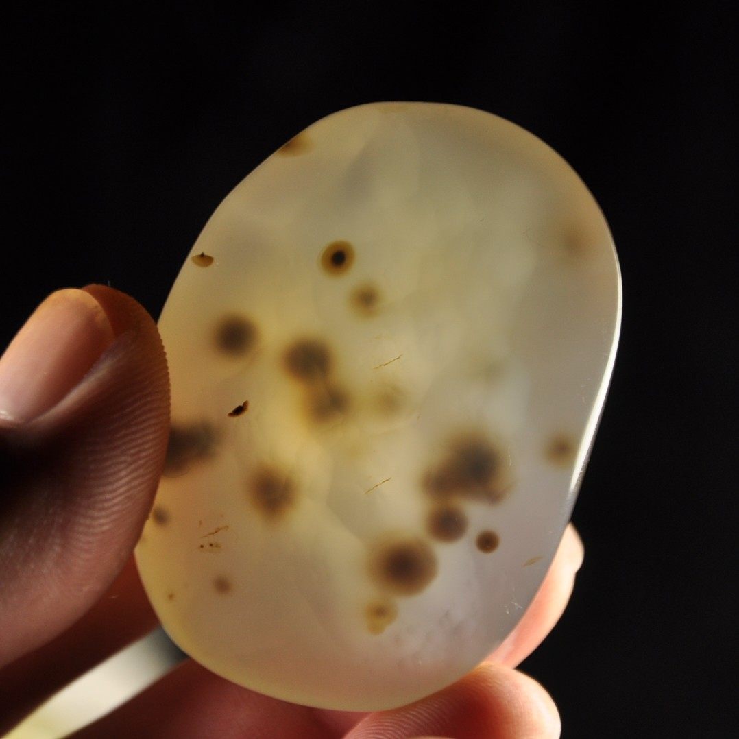 精品未优化天然马料水草海洋玉髓玛瑙原石男女手把件观赏石把玩33