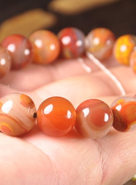 缠丝天然辽宁朝阳红缟玛瑙手链