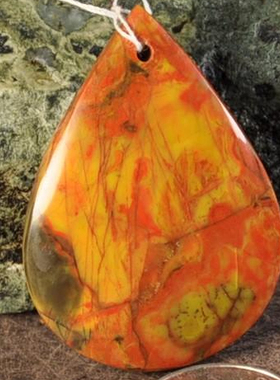 天然朝阳北票战国红挂件吊坠