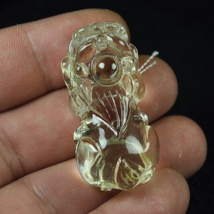 正品精品手雕件未优化浅色天然黄水晶石貔貅吊坠挂件 毛衣链 男女