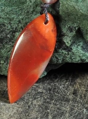 四川凉山挂件事业有成南红玛瑙