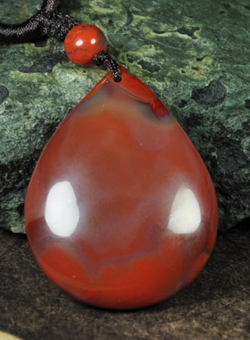 北票战国红缟玛瑙挂件水滴吊坠