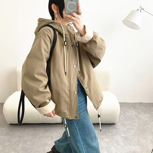 拼色短款连帽风衣羽绒服女士2025新款韩版宽松休闲小个子保暖外套