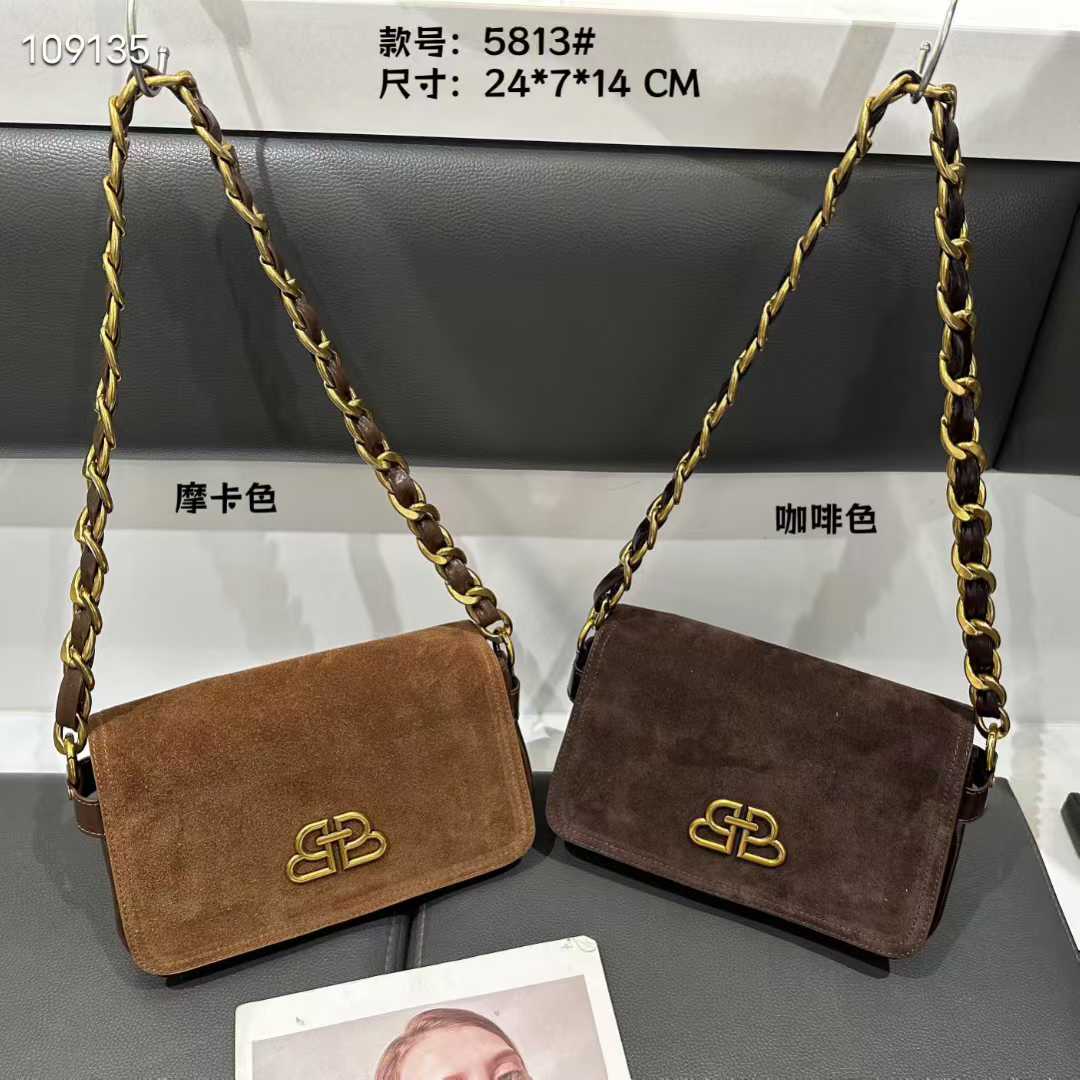 2025新款美缇女包女生真皮小方包单肩包斜挎包邮差包5813