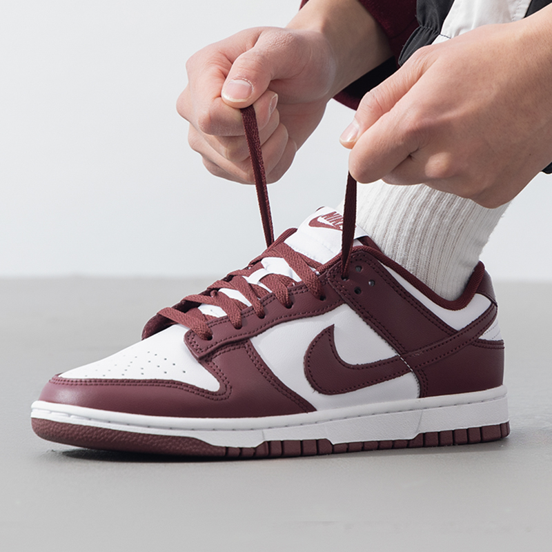 Nike耐克官网红色休闲鞋男鞋2025新款运动鞋DUNK LOW复古低帮板鞋