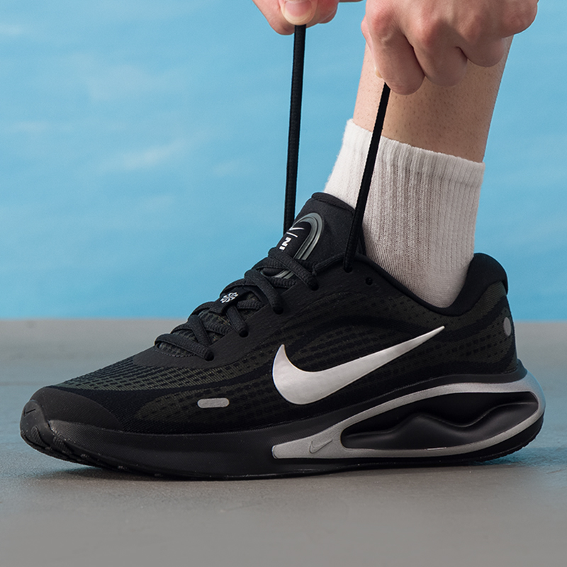 NIKE耐克官网跑步鞋男鞋2025新款运动鞋缓震透气健身训练网面鞋