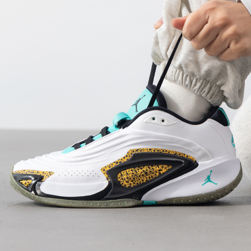 NIKE耐克运动鞋大童鞋2025春季新款JORDAN LUKA 3缓震休闲鞋女鞋