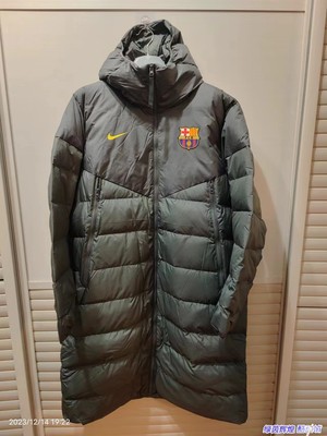 耐克防寒保暖连帽加长中超羽绒服