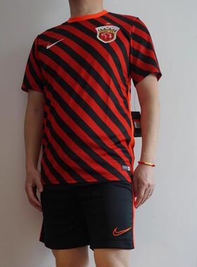 ci4662中超20上港nike足球训练