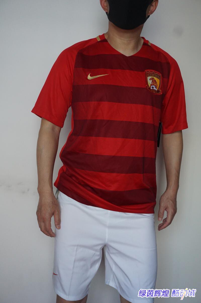 849158-611正品nike耐克足球训练服圆领短袖T恤广州恒大主场亚冠