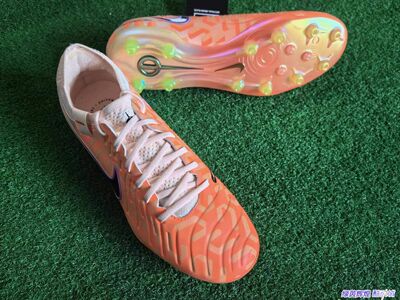 耐克NIKE低帮传奇10AG足球鞋