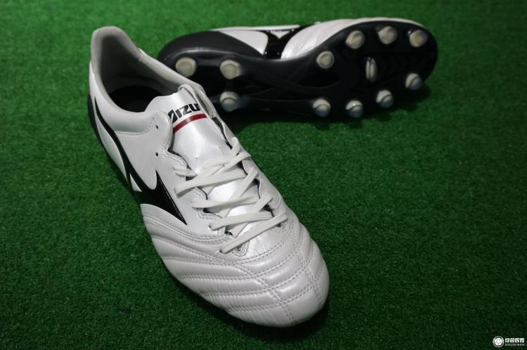 ÕýÆ·MIZUNOÃÀ½òŨMORELIA NE0 KL´üÊóƤMD×ãÇòЬP1GA165409