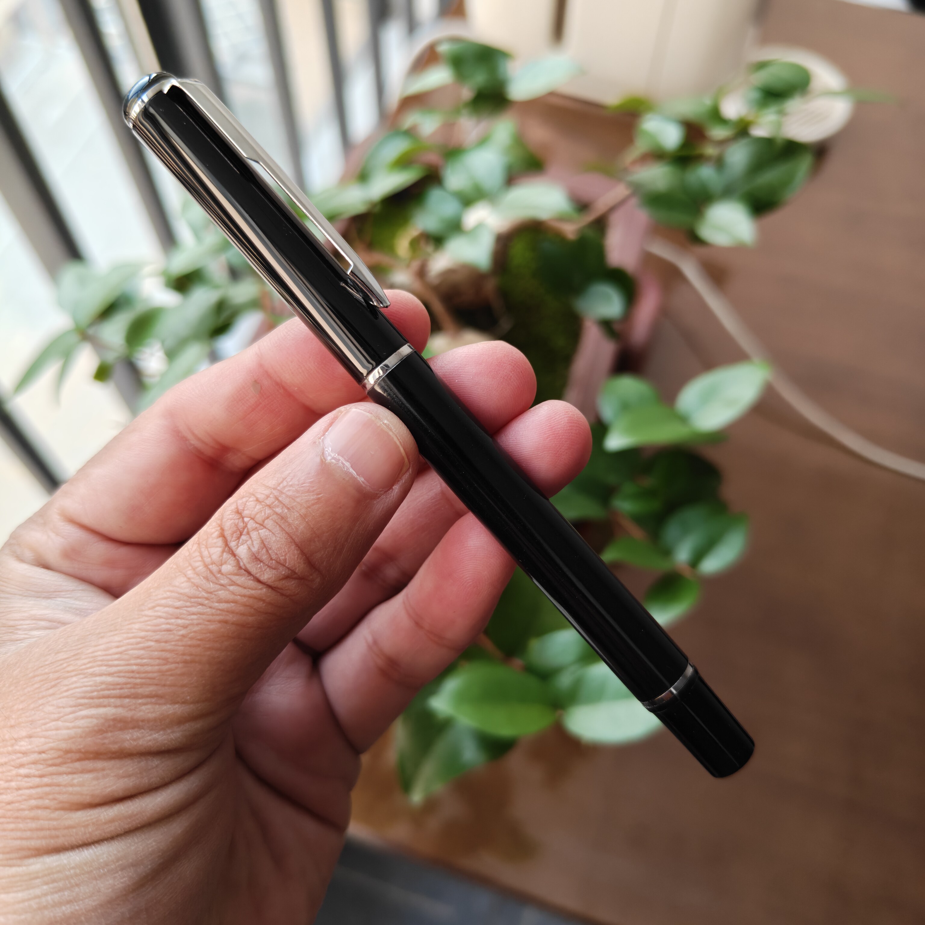 签字笔定制刻字logo金属壳广告促销笔学生礼品笔会议办公中性纪念