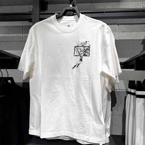 耐克JORDAN男子25夏季新款圆领大LOGO运动休闲短袖T恤IB3298133