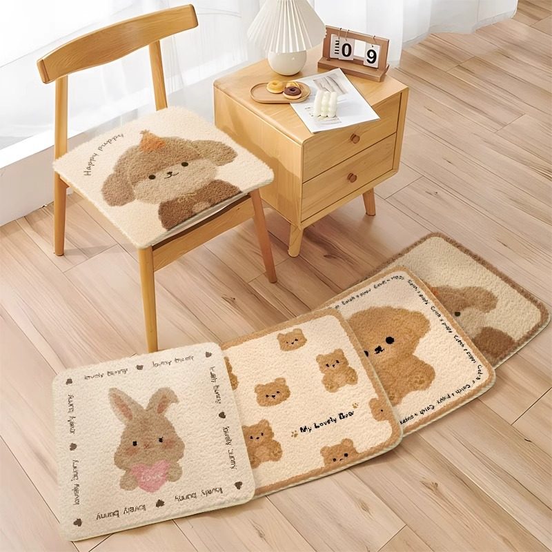 卡通羊绒坐垫学生宿舍办公室久坐凳子垫可爱耐脏易打理防滑屁垫