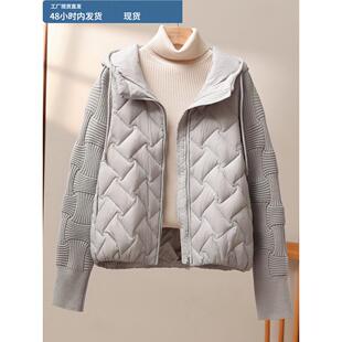 90白鸭羽绒服女式短2025秋冬连帽针织袖拼接新韩式容易匹配夹克