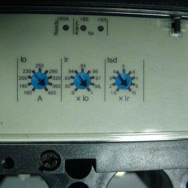 隆顶电气电器技术480v电子式脱扣断路器+电子式漏电断路器480v