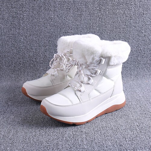 冬季高帮加绒防水防滑雪地靴