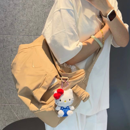 耐克男女大容量尼龙斜挎包HV1193