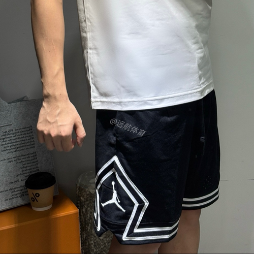 耐克/NIKE AJ男女夏季新款运动休闲透气速干篮球训练短裤HF9911