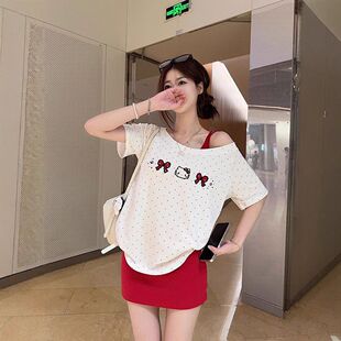 显瘦甜美上衣潮 HM纯欲风斜肩kitty猫刺绣短袖 T恤女夏季 新款 修身