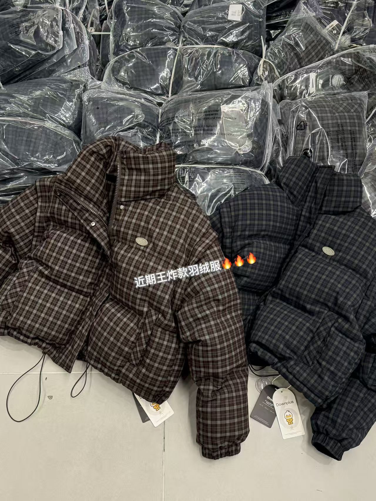 可以溯源的安心90羽绒! 袖子可拆卸 秒变羽绒马甲 复古格纹羽绒衣