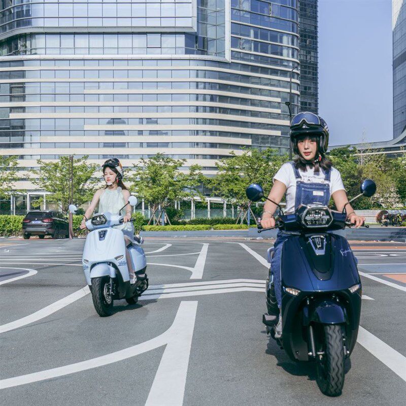 热销古思特菲梦踏板摩托车125cc单缸风冷四气门全新车整车可上牌