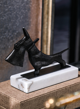 软装设计样板房间透明茶杯摆件