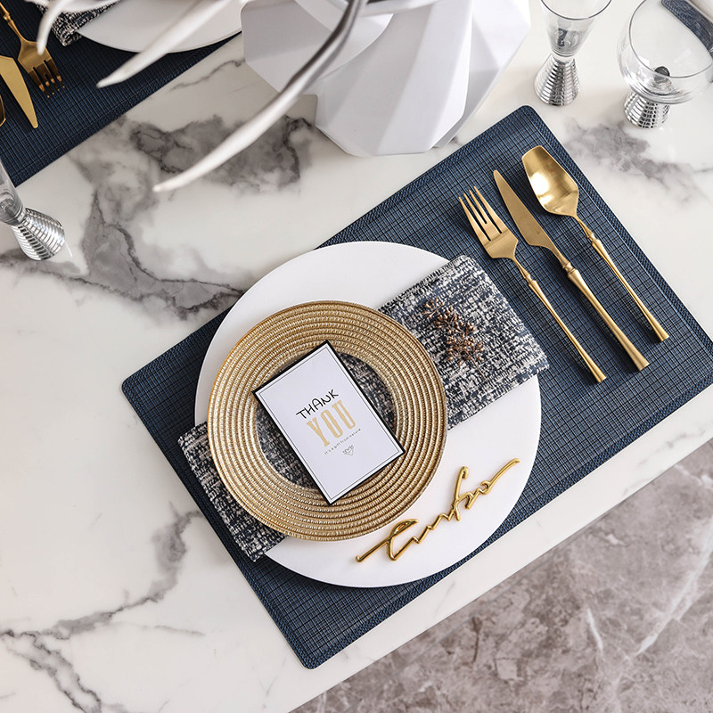 蓝色调样板房间餐桌摆设摆盘西式餐具套装现代简约轻奢餐盘刀叉勺