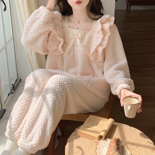 睡衣女秋冬款加绒加厚瑚珊绒长袖甜美花边法兰绒可外穿家居服