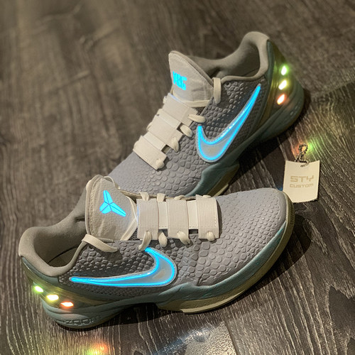 Nike科比篮球鞋减震低帮轻量发光