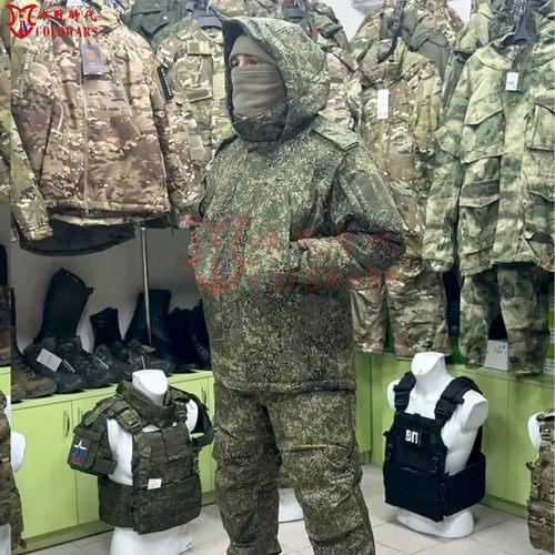 俄军公发新款VKBO2.1冲锋衣套装