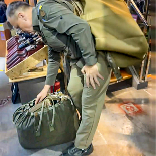 冷战直采苏联俄罗斯空降兵Z-5降落伞包 帆布包珠海航展博格丹同款