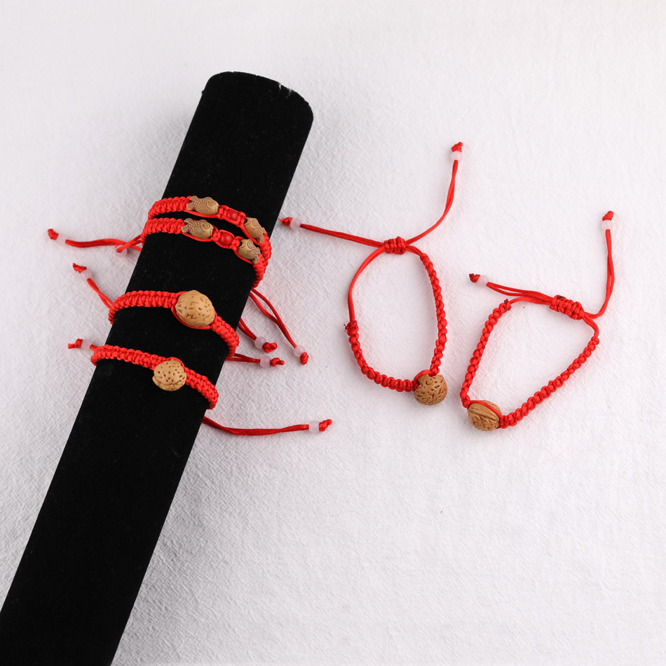 本命年锦鲤红绳手工编织串珠手链好运双鱼上岸工艺小礼品饰品配件