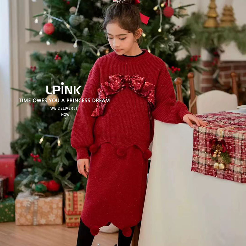 洋气宝宝蝴蝶结毛球毛衣套装