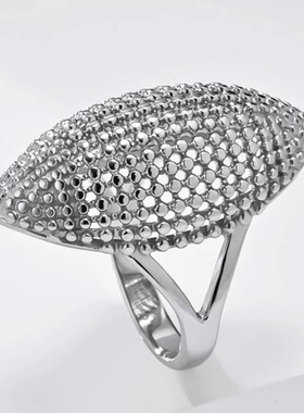 时尚钛钢戒指 欧美椭圆状戒指 时尚橄榄球形食指戒 钛钢戒指指环