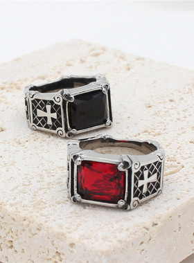 时尚钛钢男款戒指 个性复古长方形宝石十字架钛钢戒指潮男指环