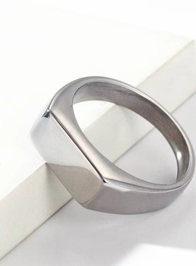 时尚钛钢戒指 INS简约设计感钛钢印章戒指光面长方形钛钢戒指指环
