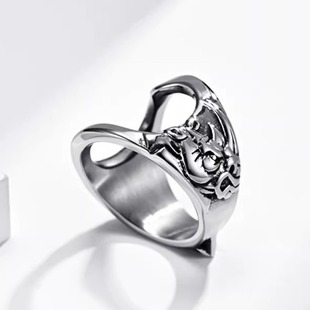 时尚钛钢戒指 时尚犀牛头螺丝刀开瓶器多功能扳指钛钢戒指指环