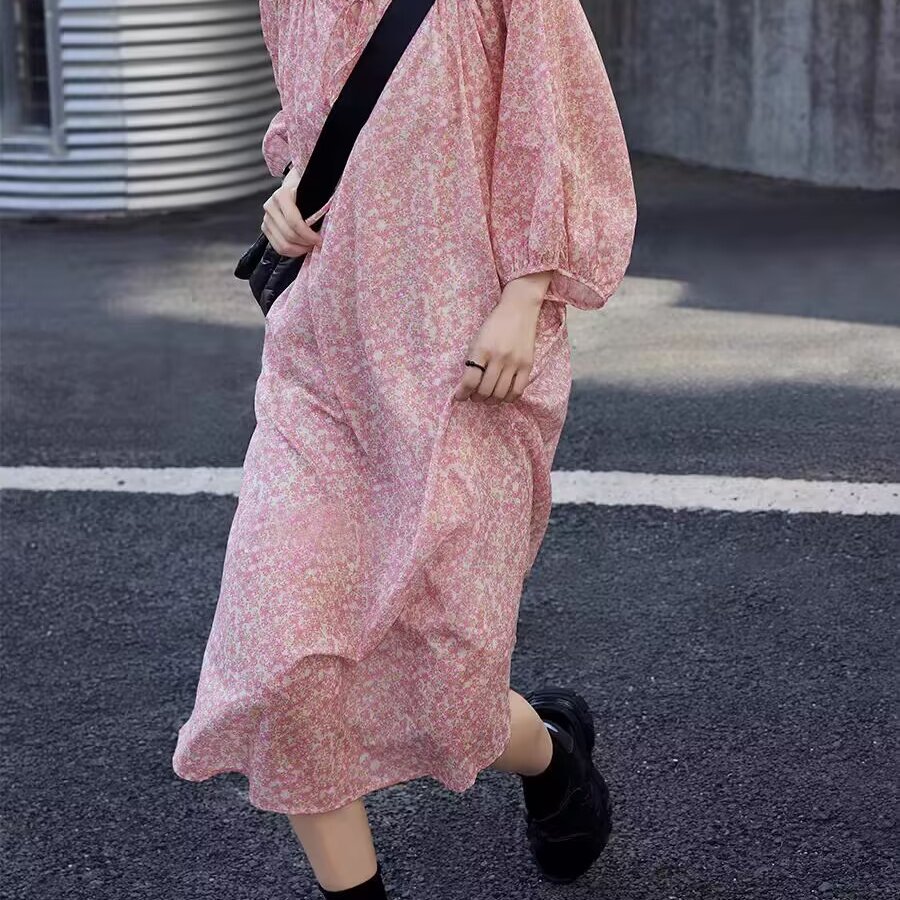 小清新大码女装粉色碎花连衣裙夏季女气质显瘦高级质感中袖娃娃裙图片