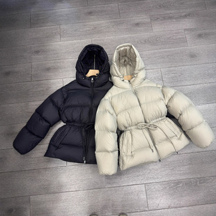 25冬季新款轻盈泡芙羽绒服女收腰显瘦连帽加厚面包服外套G102122