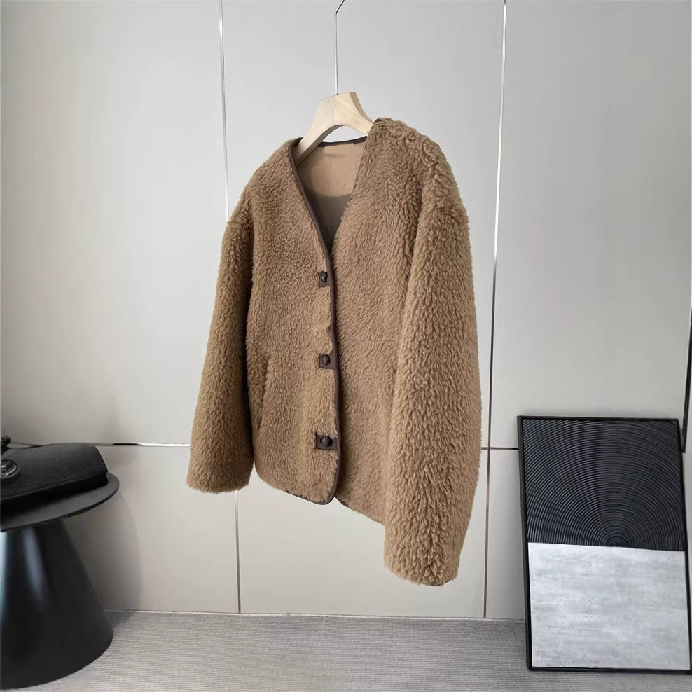 重磅！~期待！禾1.29W+！秋冬气质保暖羊羔毛剪绒短款外套上衣,女装/女士精品,短外套,淘宝优惠券,粉丝福利购,淘宝优惠卷