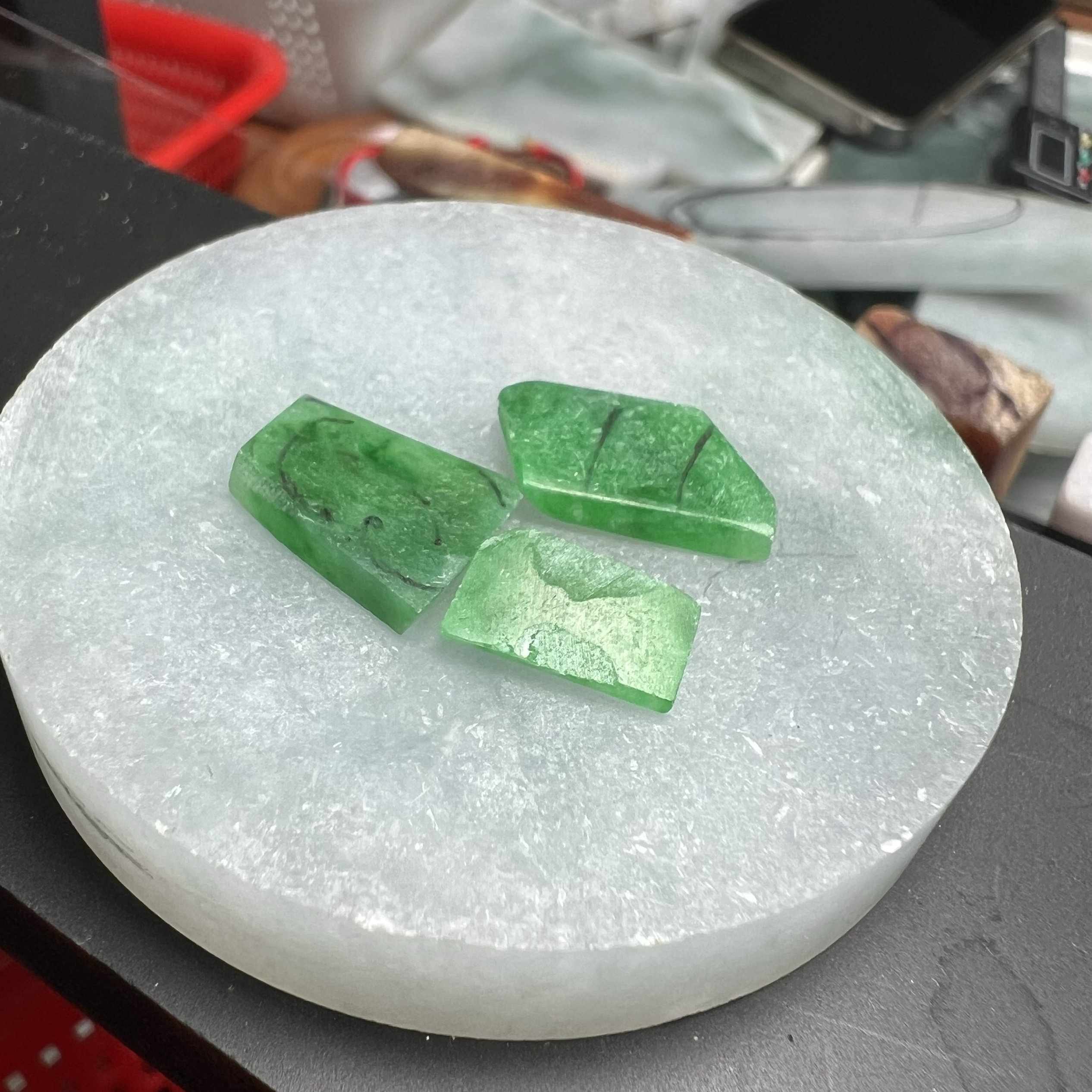 真翡翠高冰糯冰种玉石毛料片料边角料下脚料定制加工雕刻小块小料