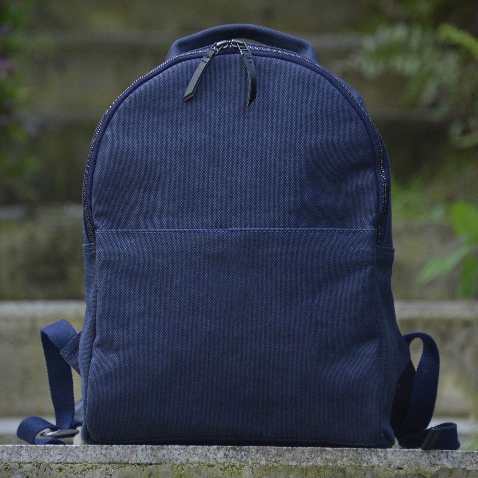 uivy帆布藏蓝大空间多袋双肩包